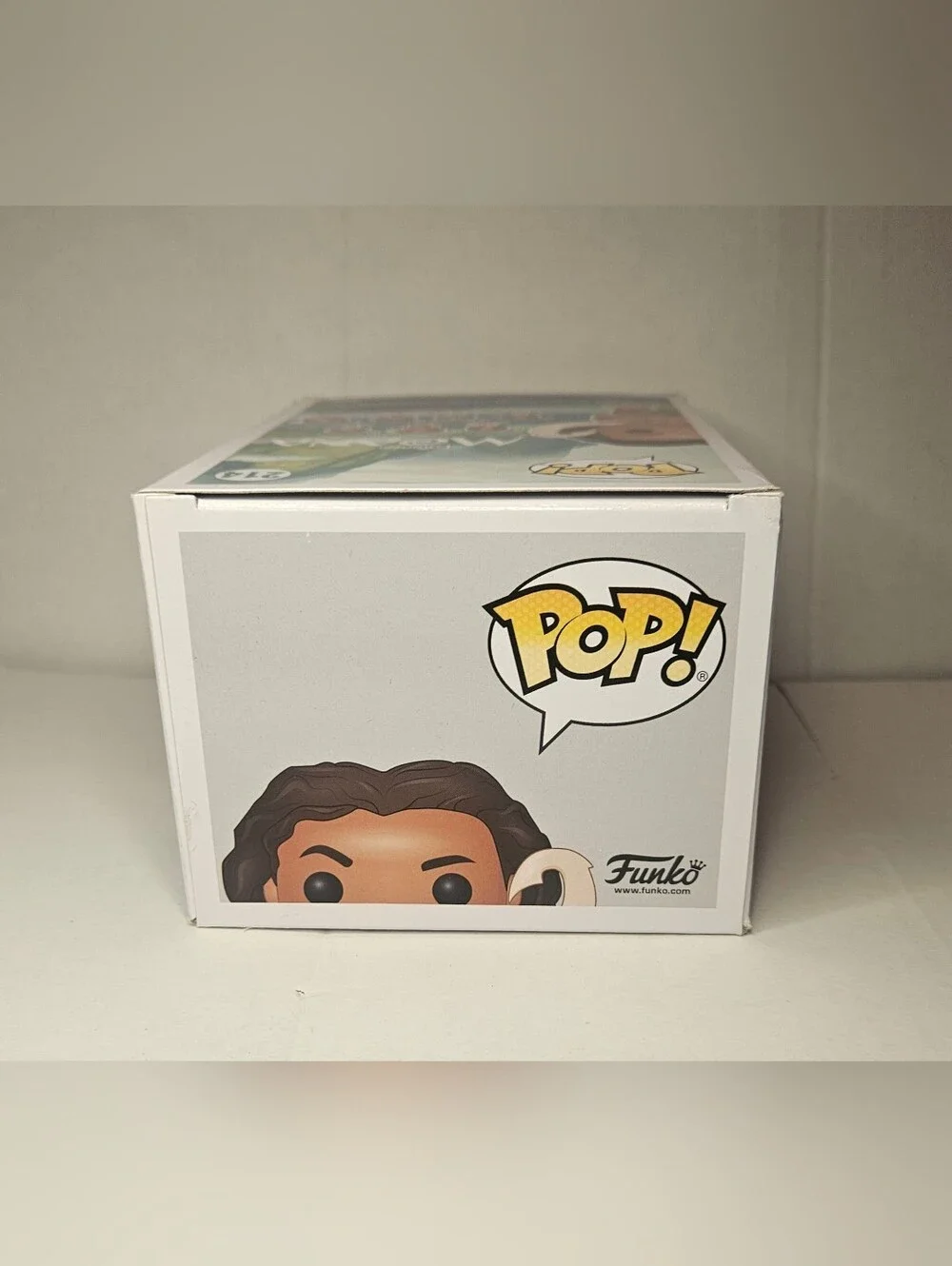 Funko Pop! Vinyl - Disney Moana Maui w/ Hook - #214 - Comes With Pop Protector